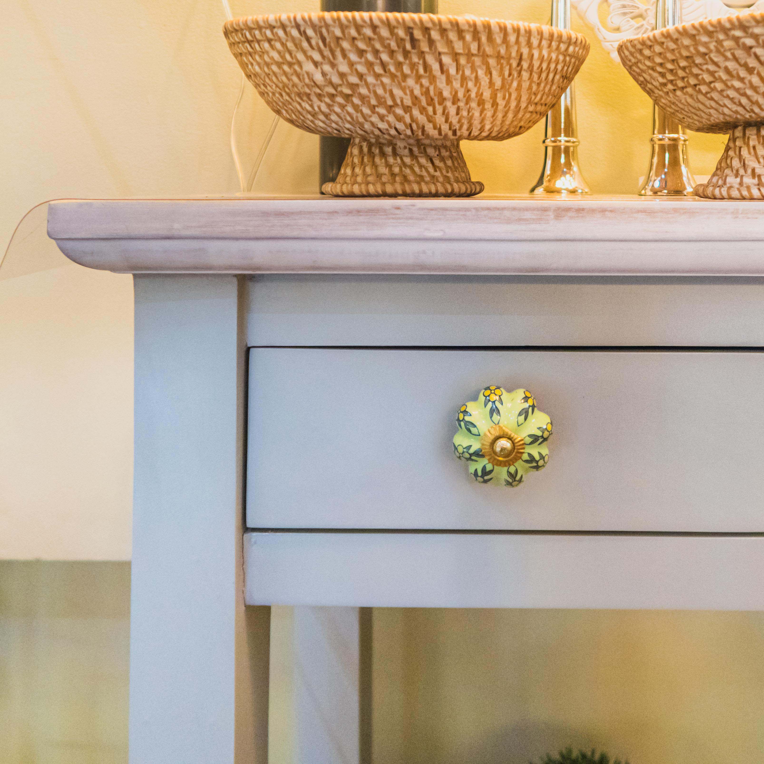Flora Door Knob